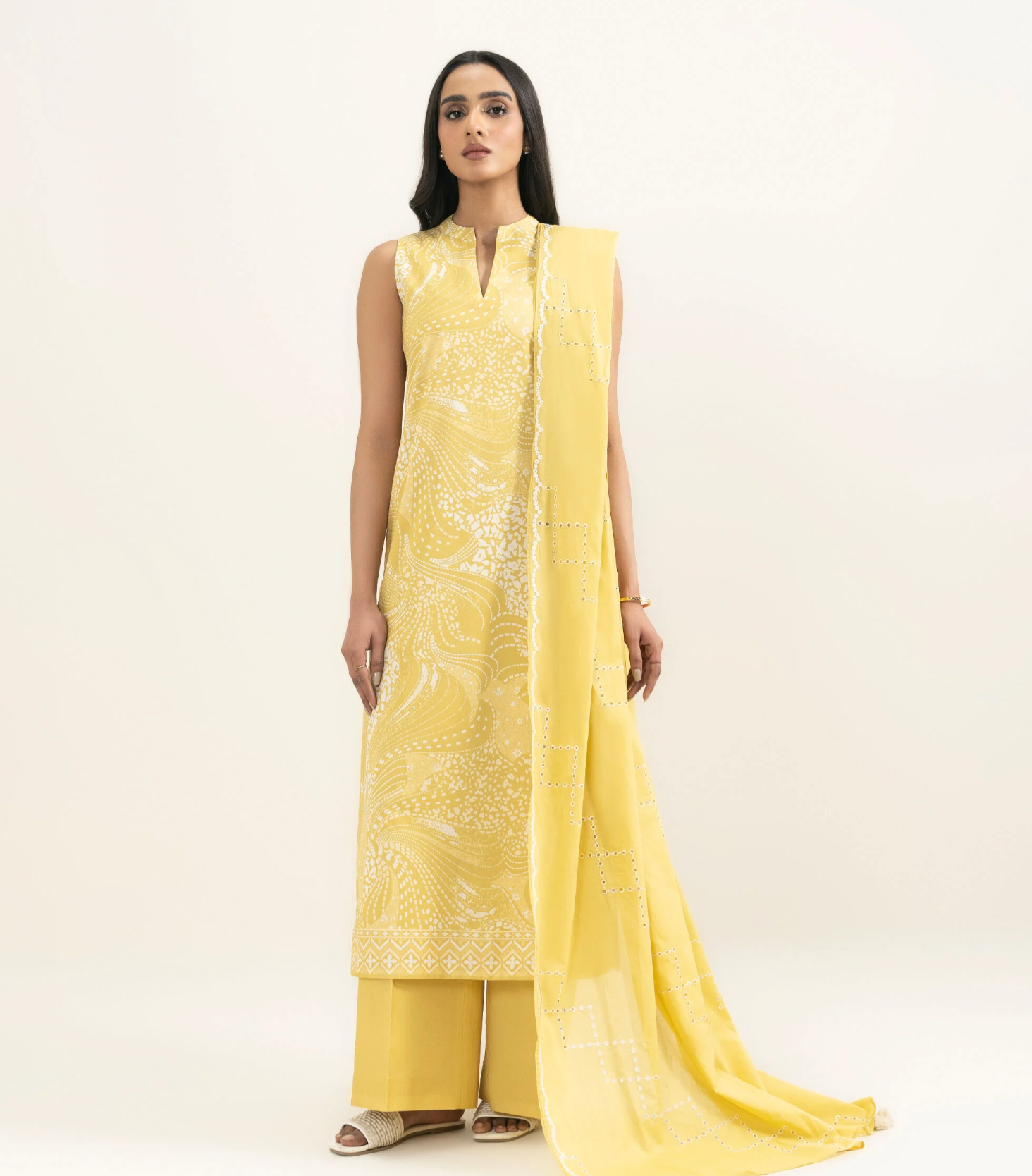 3 Piece - Embroidered Lawn Suit